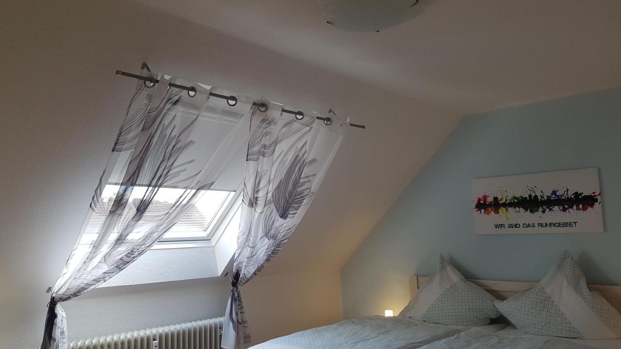 Ferien-& Monteurwohnung Koenen2 Nah Am Westfield Centro 오버하우젠 외부 사진
