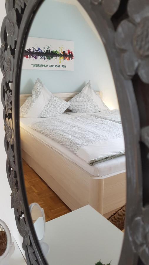 Ferien-& Monteurwohnung Koenen2 Nah Am Westfield Centro 오버하우젠 외부 사진