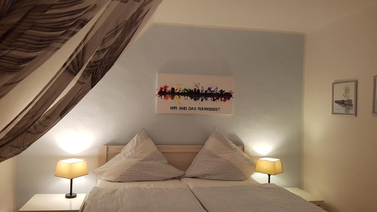 Ferien-& Monteurwohnung Koenen2 Nah Am Westfield Centro 오버하우젠 외부 사진