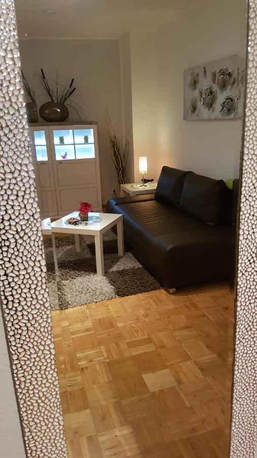 Ferien-& Monteurwohnung Koenen2 Nah Am Westfield Centro 오버하우젠 외부 사진
